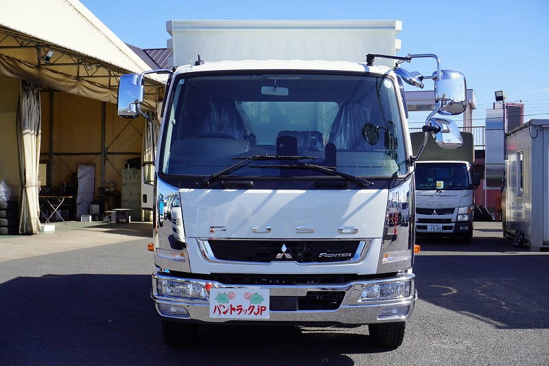 （未使用）　ファイター　増トン　「ベッド付き」　土砂ダンプ　新明和製　一方開　積載７０００ｋｇ　電動コボレーン　鳥居シートデッキ＆ラダー　造りボディー　角底　砂切り　アルミホイール　坂道発進補助　ＨＩＤヘッドライト　ミラーヒーター　衝突軽減ブレーキ　車線逸脱警報　メッキパーツ多数！６速ＭＴ！0