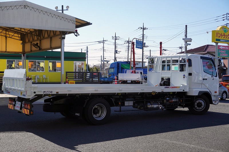 （未使用）　ファイター　増トン　「ワイド　ベッド付き」　セーフティーローダー　古河ユニック製　積載７０００ｋｇ　ウインチ　ラジコン　リア自動アユミ板　床フック　ミラーヒーター　坂道発進補助　スタンション穴　ＨＩＤヘッドライト　メッキパーツ多数！６速ＭＴ！6