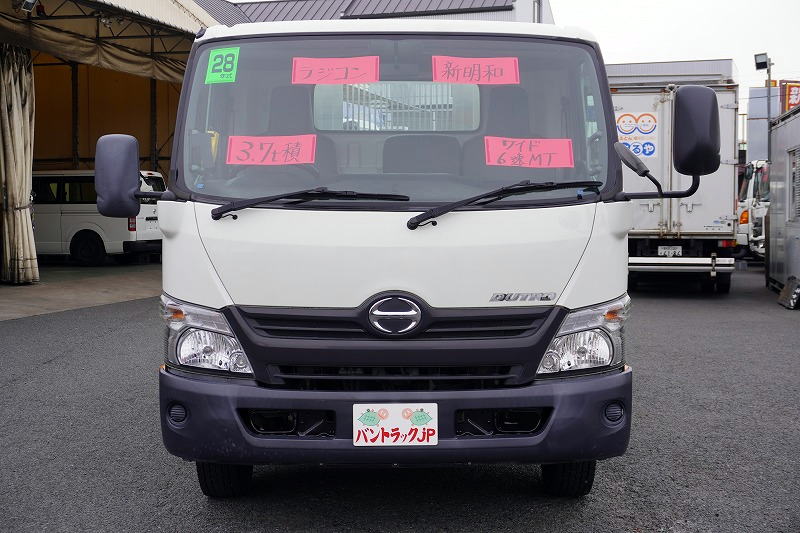 デュトロ　「ワイド」　強化　ローダーダンプ　新明和製　三方開　積載３７００ｋｇ　スライド用ラジコン　ダンプピン　左電格ミラー　ＥＴＣ　６速ＭＴ！0