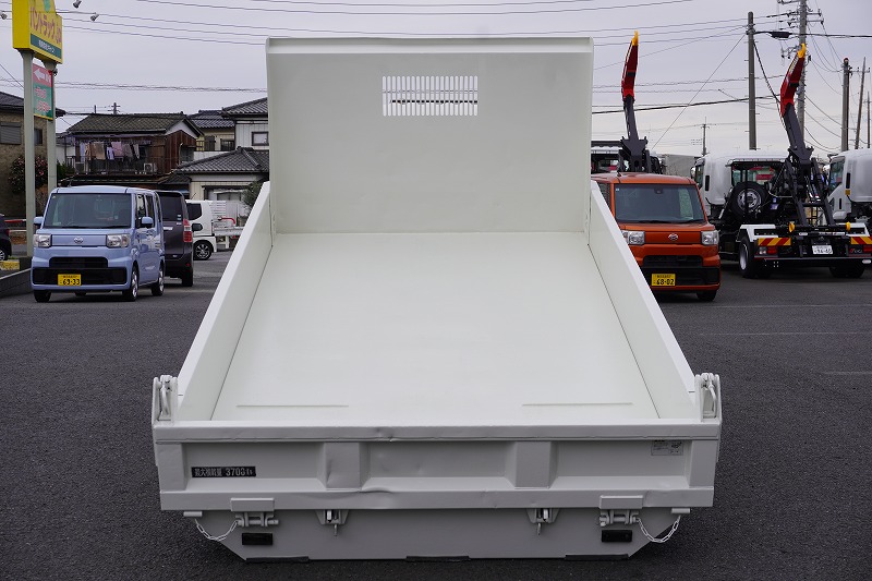 デュトロ　「ワイド」　強化　ローダーダンプ　新明和製　三方開　積載３７００ｋｇ　スライド用ラジコン　ダンプピン　左電格ミラー　ＥＴＣ　６速ＭＴ！15