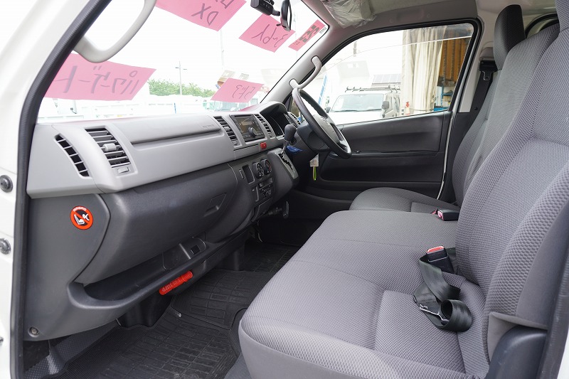 ハイエース　ロング　ＤＸ　５ドア　ガソリン車　３～６人乗り　トヨタ車体製パワーゲート　小窓　ワンオーナー！低走行！ＡＴ車！！34