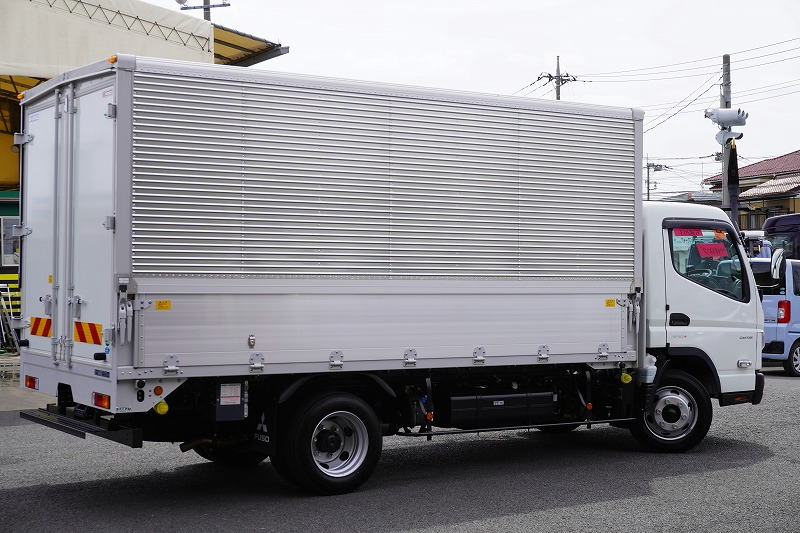 （未使用）　キャンター　「ワイドロング」　アルミウイング　積載３５００ｋｇ　ラッシング１段　落とし込みフック４対　ＬＥＤヘッドライト＆フォグランプ　坂道発進補助　左電格ミラー　スマートキー　衝突軽減ブレーキ　車線逸脱警報　パブコ製　５速ＭＴ！車検「Ｒ７年１０月まで！」6