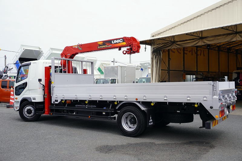（未使用）　ファイター　増トン　「標準幅　ベッド付」　４段セルフクレーン　積載７３００ｋｇ　古河ユニック製　ハイジャッキ　アユミ板掛け　５．５ｍ長　アルミブロック　フックイン　ラジコン　２．９３ｔ吊　床フック５対　アウトリガー左右油圧張り出し　衝突軽減ブレーキ　車線逸脱警報　メッキパーツ多数！回送仕様！６速ＭＴ！　車検「Ｒ７年８月まで！」5