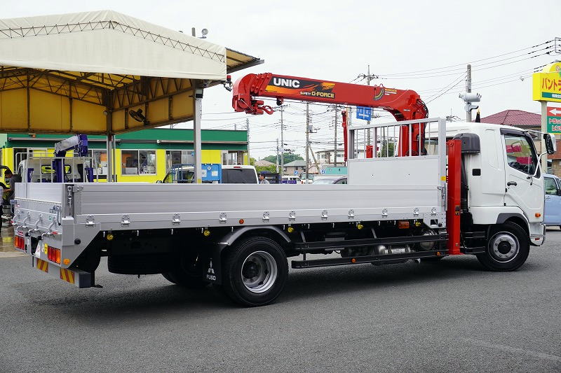 （未使用）　ファイター　増トン　「標準幅　ベッド付」　４段セルフクレーン　積載７３００ｋｇ　古河ユニック製　ハイジャッキ　アユミ板掛け　５．５ｍ長　アルミブロック　フックイン　ラジコン　２．９３ｔ吊　床フック５対　アウトリガー左右油圧張り出し　衝突軽減ブレーキ　車線逸脱警報　メッキパーツ多数！回送仕様！６速ＭＴ！　車検「Ｒ７年８月まで！」6