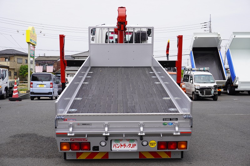 （未使用）　ファイター　増トン　「標準幅　ベッド付」　４段セルフクレーン　積載７３００ｋｇ　古河ユニック製　ハイジャッキ　アユミ板掛け　５．５ｍ長　アルミブロック　フックイン　ラジコン　２．９３ｔ吊　床フック５対　アウトリガー左右油圧張り出し　衝突軽減ブレーキ　車線逸脱警報　メッキパーツ多数！回送仕様！６速ＭＴ！　車検「Ｒ７年８月まで！」15