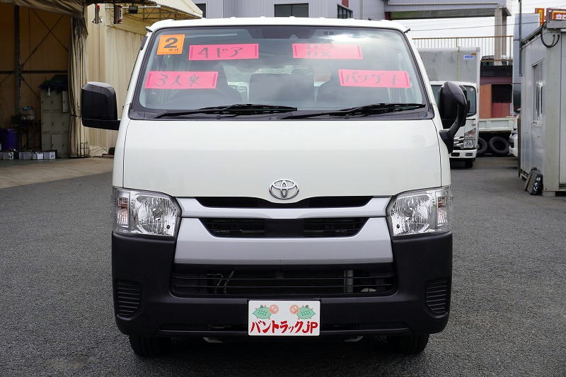 ハイエース　ロング　ＤＸ　４ドア　ガソリン車　３人乗り　トヨタ車体製パワーゲート　バックカメラ　社外ナビ　ＥＴＣ２．０　キーレス　電格ミラー　衝突軽減ブレーキ　車線逸脱警報　ＡＴ車！0