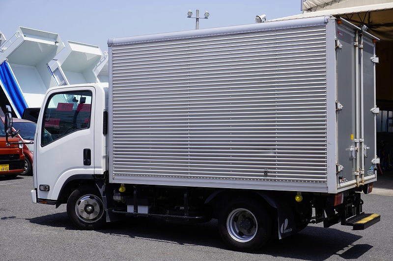 エルフ　１０尺　アルミバン　積載２０００ｋｇ　ラッシング２段　バックカメラ　社外ナビ　ＥＴＣ　全高２．８ｍ以下　９０度ストッパー　パブコ製　ＡＴ車！5