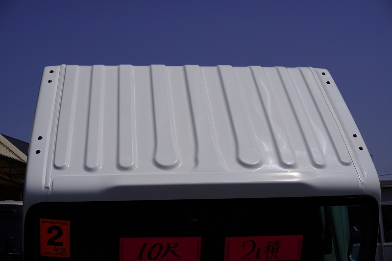 エルフ　１０尺　アルミバン　積載２０００ｋｇ　ラッシング２段　バックカメラ　社外ナビ　ＥＴＣ　全高２．８ｍ以下　９０度ストッパー　パブコ製　ＡＴ車！15