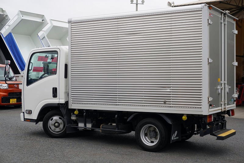 エルフ　１０尺　アルミバン　積載２０００ｋｇ　ラッシング２段　バックカメラ　社外ナビ　ＥＴＣ　全高２．８ｍ　９０度ストッパー　パブコ製　ＡＴ車！5