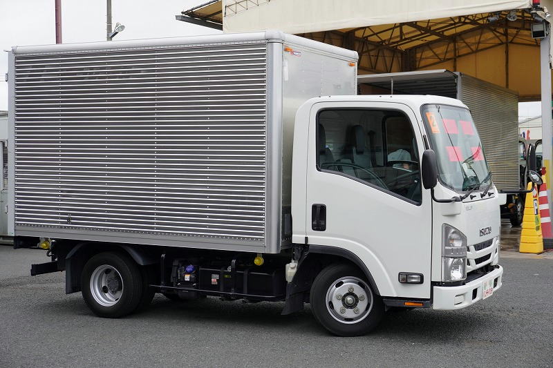 エルフ　１０尺　アルミバン　積載２０００ｋｇ　ラッシング２段　バックカメラ　社外ナビ　ＥＴＣ　全高２．８ｍ　９０度ストッパー　パブコ製　ＡＴ車！4