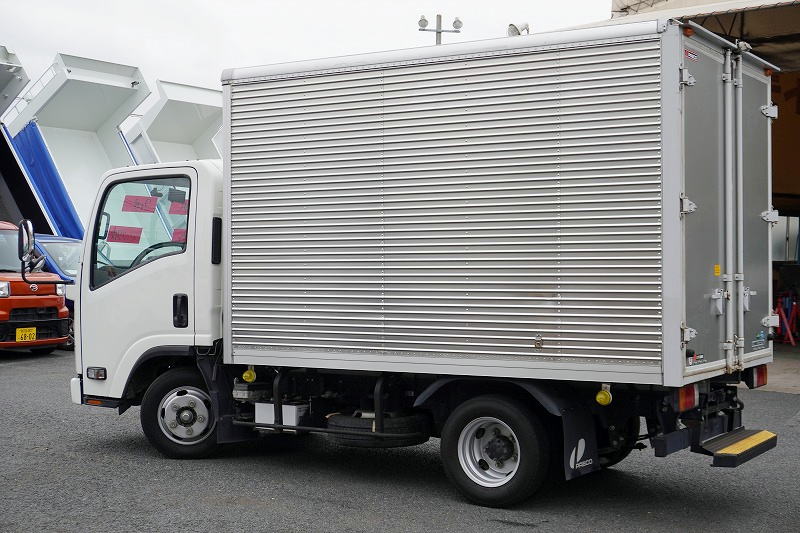 エルフ　１０尺　アルミバン　積載２０００ｋｇ　ラッシング２段　バックカメラ　社外ナビ　ＥＴＣ　全高２．８ｍ　９０度ストッパー　パブコ製　ＡＴ車！5