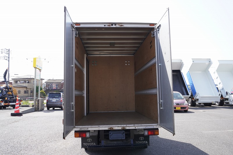 トヨエース　１０尺　アルミバン　積載２０００ｋｇ　サイドドア　ラッシング２段　９０度ストッパー　バックカメラ　ＥＴＣ　通気口　フォグランプ　内高２．１６ｍ　北村製　ＡＴ車！20