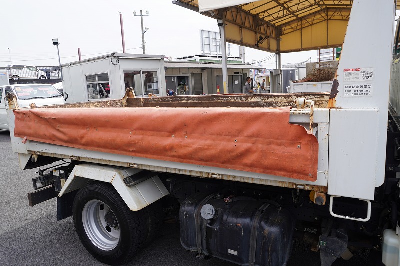エルフ　「標準幅」　強化　ローダーダンプ　新明和製　三方開　積載３０００ｋｇ　手動コボレーン　ダンプピン　ＥＴＣ　左電格ミラー　坂道発進補助　キーレス　６速ＭＴ！25