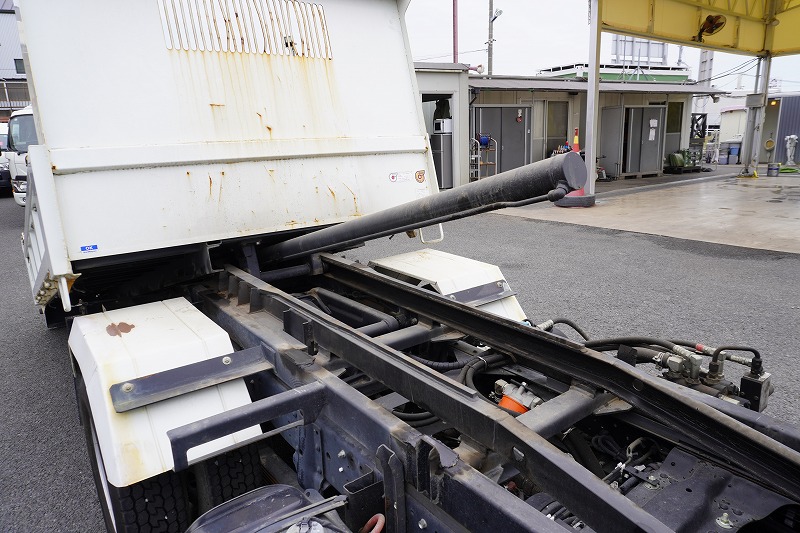 エルフ　「標準幅」　強化　ローダーダンプ　新明和製　三方開　積載３０００ｋｇ　手動コボレーン　ダンプピン　ＥＴＣ　左電格ミラー　ＡＴ車！18