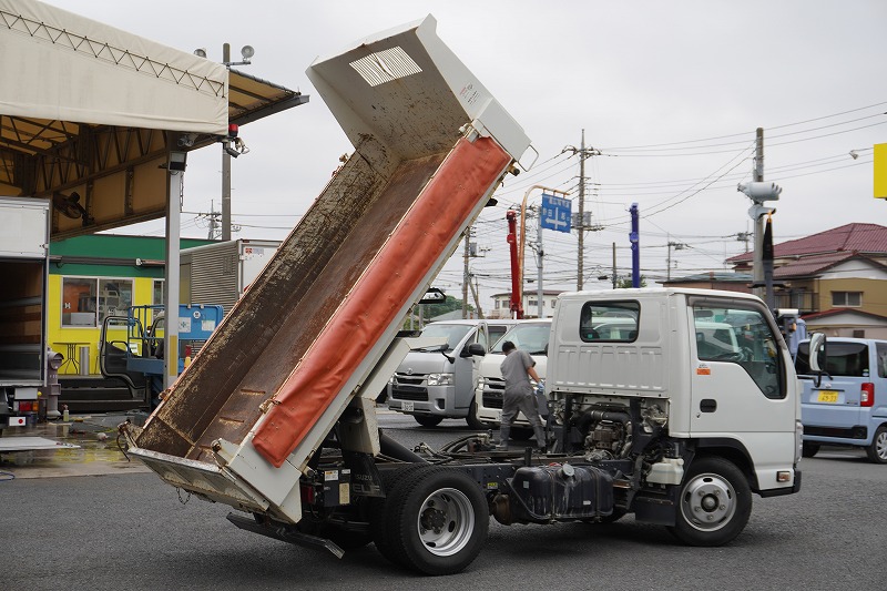 エルフ　「標準幅」　強化　ローダーダンプ　新明和製　三方開　積載３０００ｋｇ　手動コボレーン　ダンプピン　ＥＴＣ　６速ＭＴ！28