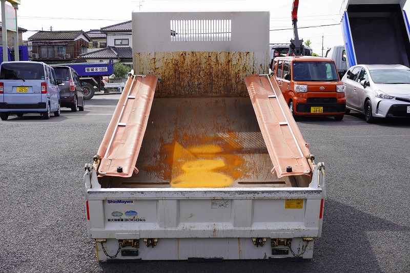 エルフ　「標準幅」　強化　ローダーダンプ　新明和製　三方開　積載３０００ｋｇ　手動コボレーン　ダンプピン　ＥＴＣ　左電格ミラー　坂道発進補助　キーレス　６速ＭＴ！17