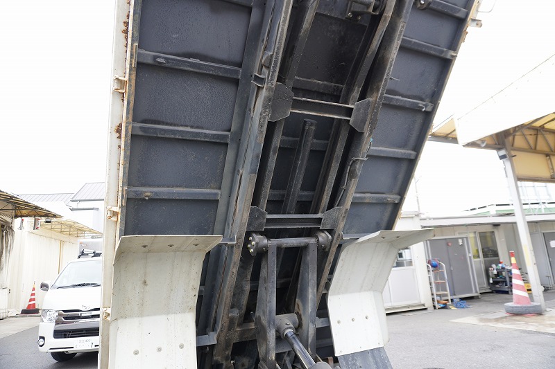 エルフ　「ワイド」　強化　ローダーダンプ　新明和製　三方開　積載３８００ｋｇ　ＥＴＣ　坂道発進補助　ダンプピン　６速ＭＴ！29