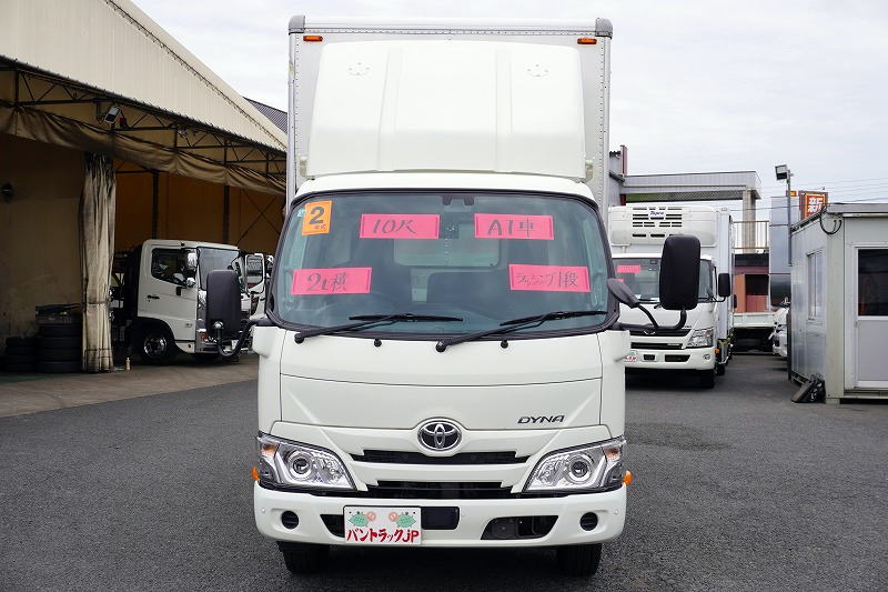 ダイナ　１０尺　アルミバン　積載２０００ｋｇ　サイドドア　ラッシング１段　導風板　９０度ストッパー　バックカメラ　社外ナビ　ＥＴＣ　ＬＥＤヘッドライト　スマートキー　電動パーキングブレーキ　クリアランスソナー　衝突軽減ブレーキ　車線逸脱警報　北村製　ワンオーナー！ＡＴ車！　車検「Ｒ７年１０月まで！」0