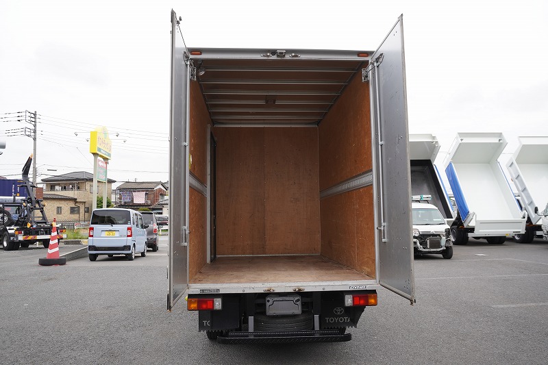 ダイナ　１０尺　アルミバン　積載２０００ｋｇ　サイドドア　ラッシング１段　導風板　９０度ストッパー　バックカメラ　社外ナビ　ＥＴＣ　ＬＥＤヘッドライト　スマートキー　電動パーキングブレーキ　クリアランスソナー　衝突軽減ブレーキ　車線逸脱警報　北村製　ワンオーナー！ＡＴ車！　車検「Ｒ７年１０月まで！」20