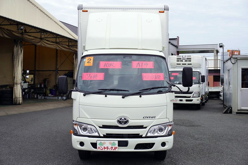 ダイナ　１０尺　アルミバン　積載２０００ｋｇ　サイドドア　ラッシング１段　導風板　９０度ストッパー　バックカメラ　社外ナビ　ＥＴＣ　ＬＥＤヘッドライト　スマートキー　電動パーキングブレーキ　クリアランスソナー　衝突軽減ブレーキ　車線逸脱警報　北村製　ワンオーナー！ＡＴ車！　車検「Ｒ７年１０月まで！」0