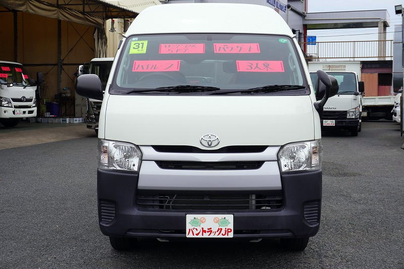 レジアスエース　ロング　ＤＸ　５ドア　「ハイルーフ」　ガソリン車　３人乗り　トヨタ車体製パワーゲート　荷台板張り　床フック　電格ミラー　ＥＴＣ　小窓　キーレス　ＡＴ車！0