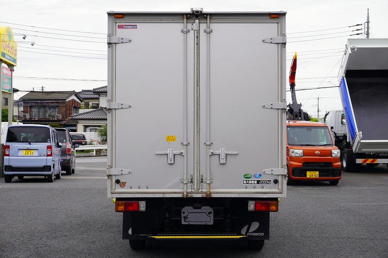 デュトロ　１０尺　アルミバン　積載２０００ｋｇ　ラッシング２段　バックカメラ　社外ナビ　ＥＴＣ　左電格ミラー　ＬＥＤヘッドライト　電動パーキングブレーキ　クリアランスソナー　全高２．８ｍ以下　９０度ストッパー　パブコ製　ＡＴ車！　車検「Ｒ８年３月まで！」2