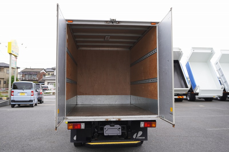 デュトロ　１０尺　アルミバン　積載２０００ｋｇ　ラッシング２段　バックカメラ　社外ナビ　ＥＴＣ　左電格ミラー　ＬＥＤヘッドライト　電動パーキングブレーキ　クリアランスソナー　全高２．８ｍ以下　９０度ストッパー　パブコ製　ＡＴ車！　車検「Ｒ８年３月まで！」19