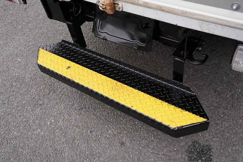 デュトロ　１０尺　アルミバン　積載２０００ｋｇ　ラッシング２段　バックカメラ　社外ナビ　ＥＴＣ　左電格ミラー　ＬＥＤヘッドライト　電動パーキングブレーキ　クリアランスソナー　全高２．８ｍ以下　９０度ストッパー　パブコ製　ＡＴ車！　車検「Ｒ８年３月まで！」22