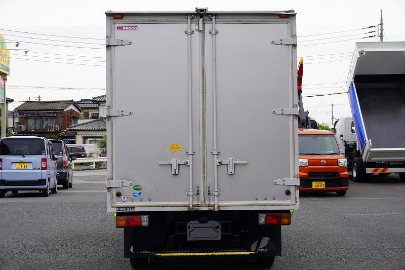 デュトロ　１０尺　アルミバン　積載２０００ｋｇ　ラッシング２段　バックカメラ　社外ナビ　ＥＴＣ　左電格ミラー　ＬＥＤヘッドライト　電動パーキングブレーキ　クリアランスソナー　全高２．８ｍ以下　９０度ストッパー　パブコ製　ＡＴ車！　車検「Ｒ８年３月まで！」2