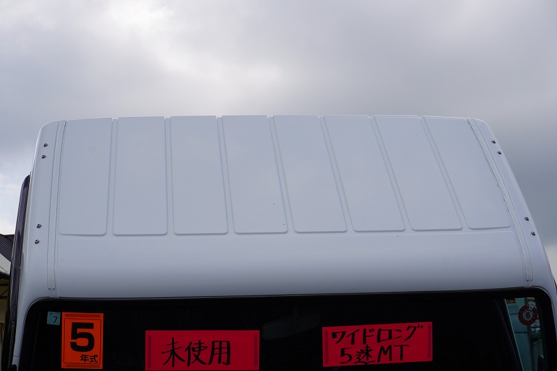 （未使用）　キャンター　「ワイドロング」　４段クレーン　積載３５００ｋｇ　タダノ製　ラジコン　フックイン　２．６３ｔ吊　セイコーラック　ＬＥＤヘッドライト＆ＬＥＤフォグランプ　左電格ミラー　坂道発進補助　スマートキー　衝突軽減ブレーキ　車線逸脱警報　５速ＭＴ！12