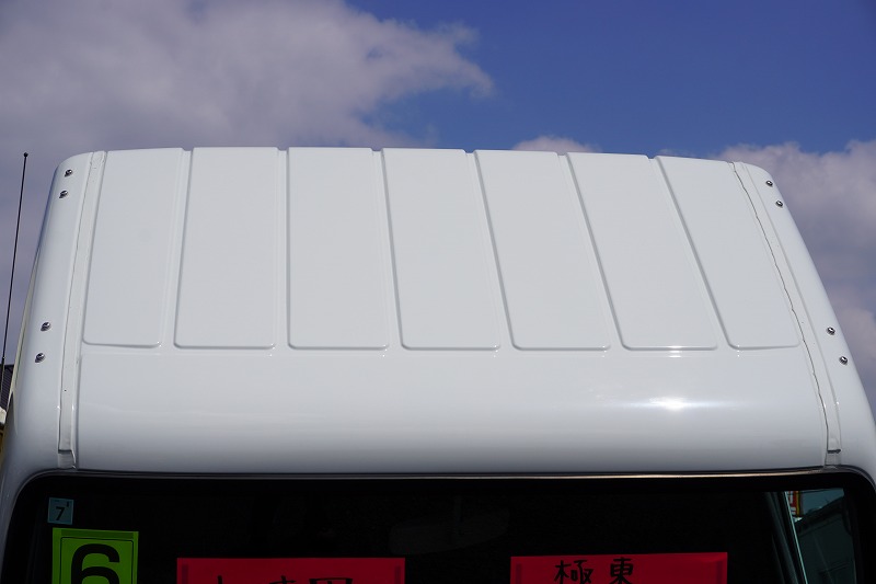 （未使用）　キャンター　「標準幅」　パッカー車　プレス式　積載２０５０ｋｇ　極東製　５．３立米　連続動作　汚水タンク　網工具入れ　左電格ミラー　ＬＥＤヘッドライト　スマートキー　衝突軽減ブレーキ　車線逸脱警報　５速ＭＴ！車検「Ｒ８年７月まで！」14