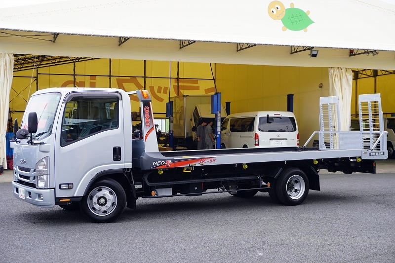 エルフ　「ワイド超ロング」　セーフティーローダー　車載専用　古河ユニック製　積載３０００ｋｇ　ウインチ　ラジコン　油圧リアゲート　一方開　床フック６対　左右電格ミラー　坂道発進補助　ＥＴＣ　フォグランプ　ミラーヒーター　衝突軽減ブレーキ　車線逸脱警報　低走行！６速ＭＴ！　車検「Ｒ８年５月まで！」7