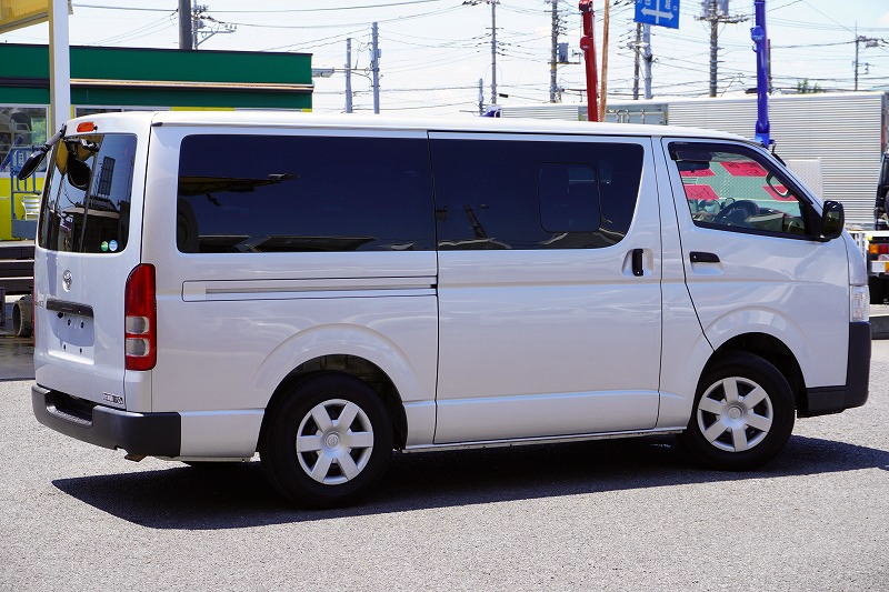 レジアスエース　ロング　ＤＸ　５ドア　ガソリン車　３～６人乗り　和光工業製パワーゲート　バックカメラ　社外ナビ　ＥＴＣ　小窓　衝突軽減ブレーキ　車線逸脱警報　ＡＴ車！　車検「Ｒ８年４月まで！」6