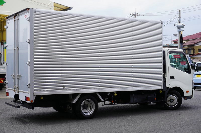 デュトロ　「ワイドロング」　アルミバン　積載２０００ｋｇ　サイドドア　ラッシング３段　バックカメラ　ＥＴＣ２．０　フォグランプ　北村製　５速ＭＴ！6