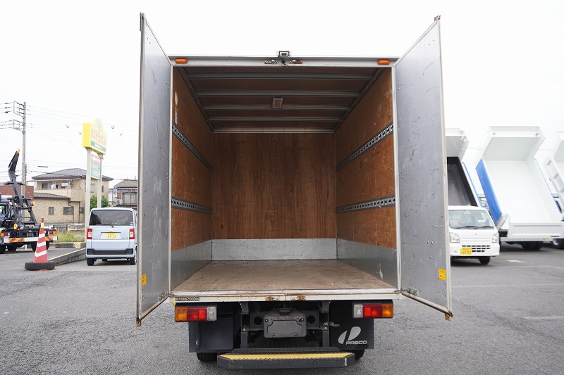 デュトロ　１０尺　アルミバン　積載２０００ｋｇ　ラッシング２段　バックカメラ　社外ナビ　ＥＴＣ　左電格ミラー　ＬＥＤヘッドライト　電動パーキングブレーキ　クリアランスソナー　全高２．８ｍ以下　９０度ストッパー　パブコ製　ＡＴ車！　車検「Ｒ８年２月まで！」19