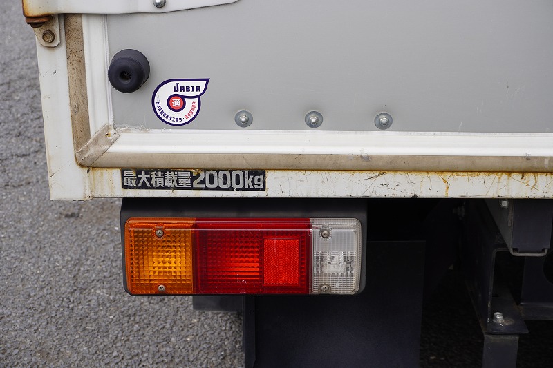デュトロ　１０尺　アルミバン　積載２０００ｋｇ　ラッシング２段　バックカメラ　社外ナビ　ＥＴＣ　左電格ミラー　ＬＥＤヘッドライト　電動パーキングブレーキ　クリアランスソナー　全高２．８ｍ以下　９０度ストッパー　パブコ製　ＡＴ車！　車検「Ｒ８年２月まで！」21