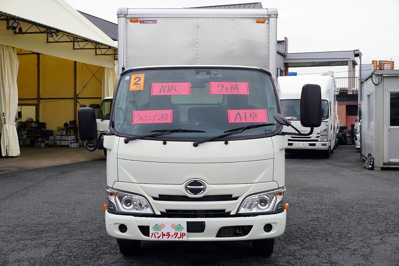 デュトロ　１０尺　アルミバン　積載２０００ｋｇ　ラッシング２段　バックカメラ　社外ナビ　ＥＴＣ　左電格ミラー　ＬＥＤヘッドライト　電動パーキングブレーキ　クリアランスソナー　全高２．８ｍ以下　９０度ストッパー　パブコ製　ＡＴ車！　車検「Ｒ８年２月まで！」0