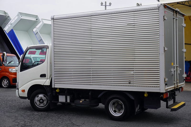 デュトロ　１０尺　アルミバン　積載２０００ｋｇ　ラッシング２段　バックカメラ　社外ナビ　ＥＴＣ　左電格ミラー　ＬＥＤヘッドライト　電動パーキングブレーキ　クリアランスソナー　全高２．８ｍ以下　９０度ストッパー　パブコ製　ＡＴ車！　車検「Ｒ８年２月まで！」5