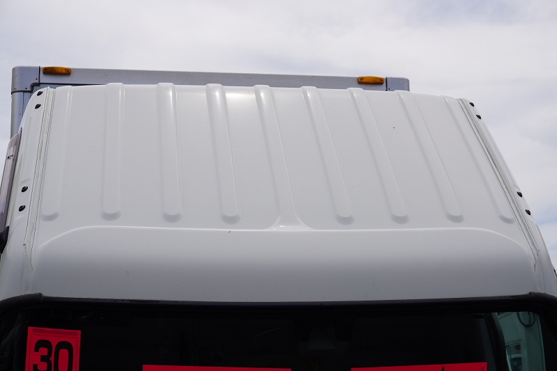 ダイナ　１０尺　アルミバン　積載２０００ｋｇ　ラッシング１段　床フック３対　９０度ストッパー　左電格ミラー　社外ナビ　フルセグＴＶ　バックカメラ　ＥＴＣ　左電格ミラー　衝突軽減ブレーキ　車線逸脱警報　内高２．１５ｍ　トヨタ車体製　ワンオーナー！ＡＴ車！14