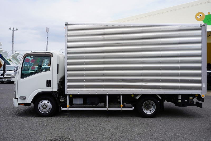 エルフ　「ワイドロング」　アルミバン　積載２０００ｋｇ　跳ね上げ式　パワーゲート　ラッシング２段　バックカメラ　ＥＴＣ　フォグランプ　日本フルハーフ製　ＡＴ車！2