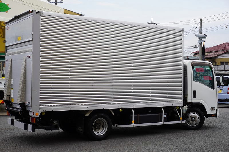 エルフ　「ワイドロング」　アルミバン　積載２０００ｋｇ　跳ね上げ式　パワーゲート　ラッシング２段　バックカメラ　ＥＴＣ　フォグランプ　日本フルハーフ製　ＡＴ車！6