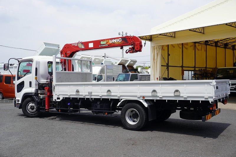 フォワード　４トン　「標準幅　ベッドレス」　４段クレーン　積載２４００ｋｇ　古河ユニック製　５．４ｍ長　ラジコン　フックイン　２．９３ｔ吊　セイコーラック　ロープ穴４対　床フック２対　ＥＴＣ　低走行！６速ＭＴ！5
