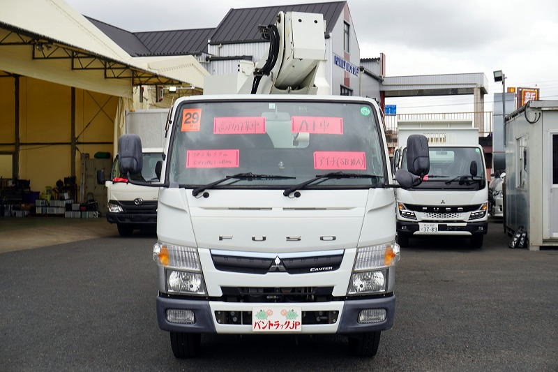 キャンター　高所作業車　アイチ製（ＳＢ１０Ａ）　最大地上高９．７ｍ　ＦＲＰバケット　バケット積載荷重２００ｋｇ　積載３００ｋｇ　工具入れ　ジョイスティックタイプ　アワーメーター：２４５５ｈ　左電格ミラー　社外ナビ　バックカメラ　フォグランプ　通信工事仕様！ＡＴ車！0