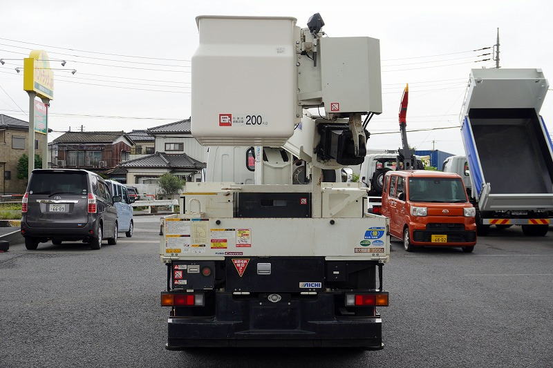 キャンター　高所作業車　アイチ製（ＳＢ１０Ａ）　最大地上高９．７ｍ　ＦＲＰバケット　バケット積載荷重２００ｋｇ　積載３００ｋｇ　工具入れ　ジョイスティックタイプ　アワーメーター：２４５５ｈ　左電格ミラー　社外ナビ　バックカメラ　フォグランプ　通信工事仕様！ＡＴ車！2