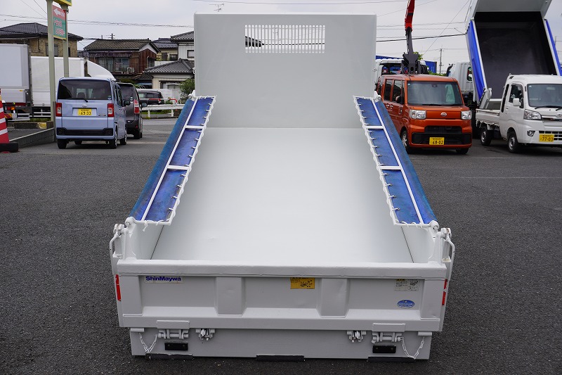 エルフ　「標準幅」　強化　ローダーダンプ　新明和製　三方開　積載３０００ｋｇ　手動コボレーン　スライド用ラジコン　ダンプピン　ＥＴＣ　ＡＴ車！17