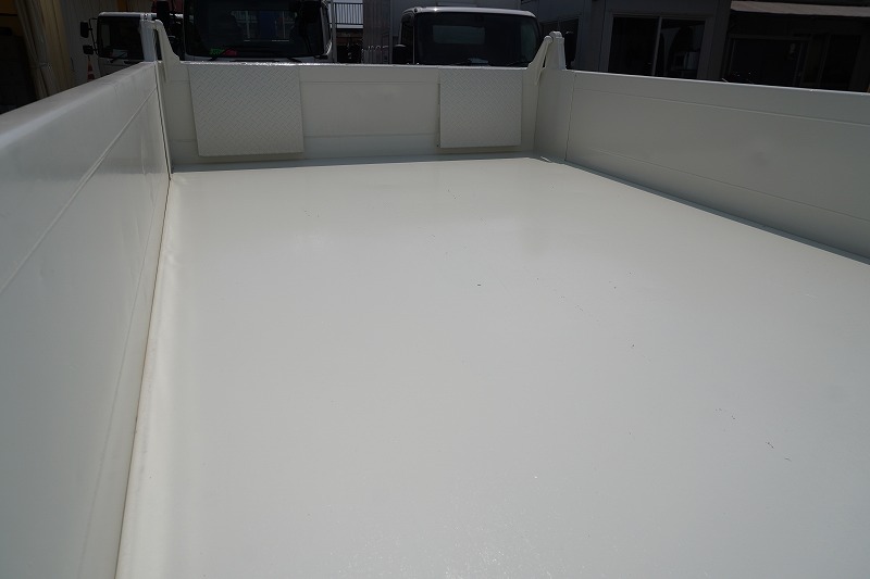 デュトロ　「標準幅」　強化　ローダーダンプ　新明和製　三方開　積載３０００ｋｇ　スライド用ラジコン　ダンプピン　ＬＥＤヘッドライト＆フォグランプ　鳥居ツノ出し　ＥＴＣ２．０　電動パーキングブレーキ　低走行！６速ＭＴ！21