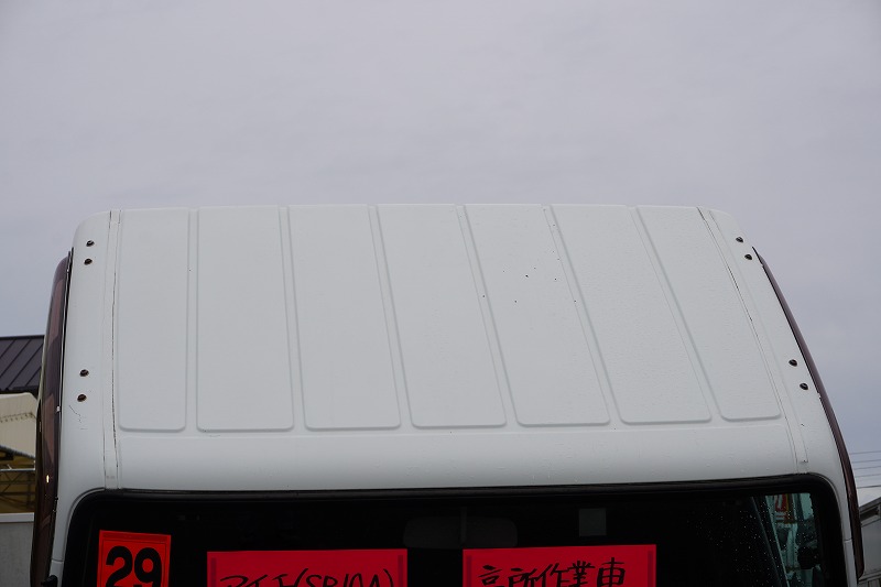 キャンター　高所作業車　アイチ製（ＳＢ１０Ａ）　最大地上高９．７ｍ　ＦＲＰバケット　バケット積載荷重２００ｋｇ　積載３００ｋｇ　工具入れ　ジョイスティックタイプ　アワーメーター：２９３５ｈ　左電格ミラー　社外ナビ　バックカメラ　フォグランプ　通信工事仕様！ＡＴ車！14