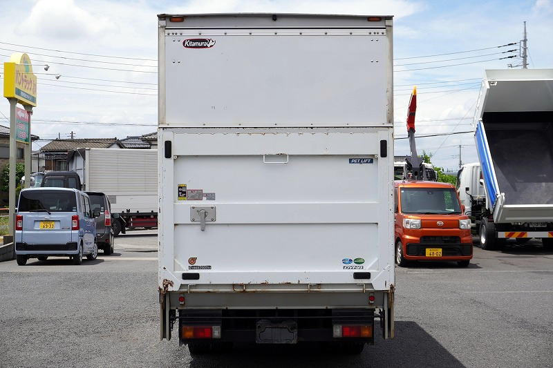 ダイナ　１０尺　パネルバン　積載２０００ｋｇ　サイドドア　跳ね上げ式　垂直パワーゲート　ラッシング２段　左電格ミラー　バックカメラ　社外ナビ　ＥＴＣ　ＬＥＤヘッドライト＆フォグランプ　スマートキー　クリアランスソナー　電動パーキングブレーキ　衝突軽減ブレーキ　車線逸脱警報　北村製　ＡＴ車！3