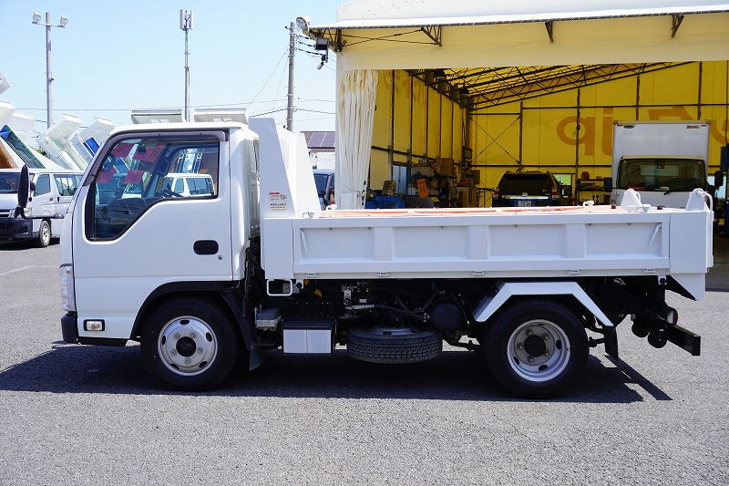 エルフ　「標準幅」　強化　ローダーダンプ　新明和製　三方開　積載３０００ｋｇ　手動コボレーン　ダンプピン　ＥＴＣ　左電格ミラー　坂道発進補助　６速ＭＴ！1