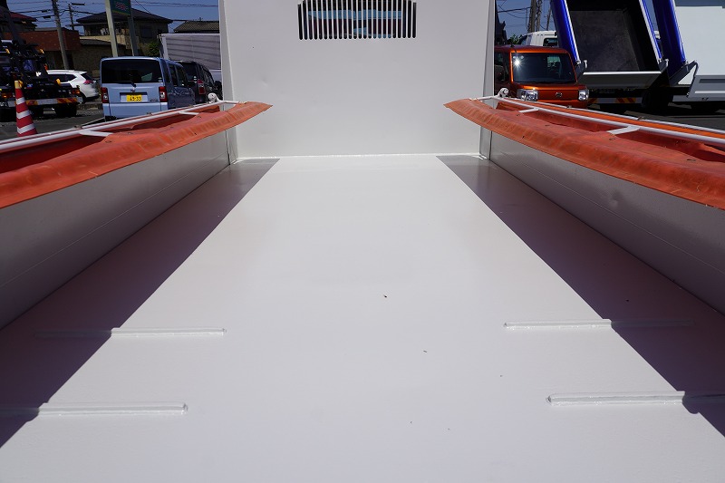 エルフ　「標準幅」　強化　ローダーダンプ　新明和製　三方開　積載３０００ｋｇ　手動コボレーン　ダンプピン　ＥＴＣ　左電格ミラー　坂道発進補助　６速ＭＴ！20